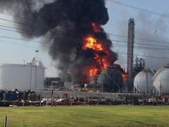 One dead and more than 30 injured in chemical plant explosion